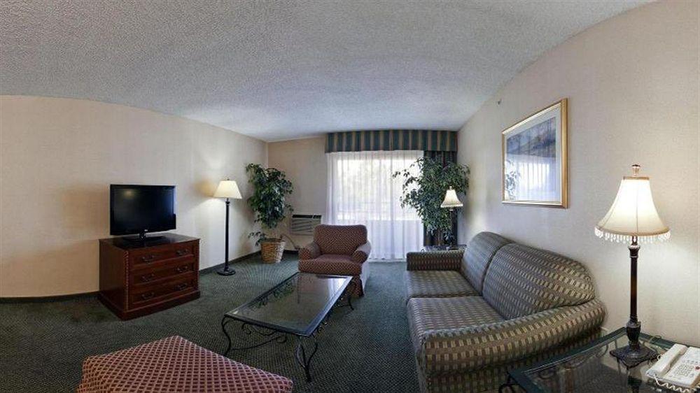 Fairfield Inn & Suites By Marriott Los Angeles Rosemead Extérieur photo