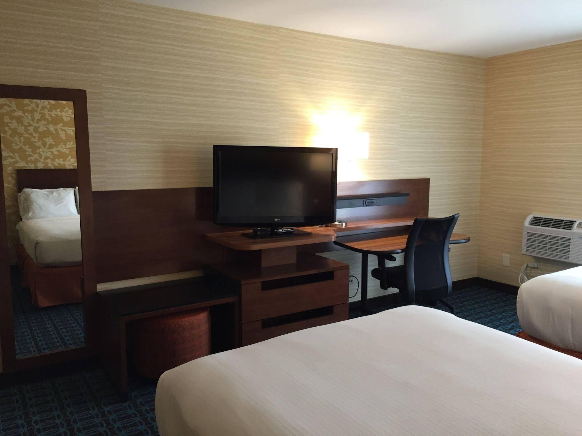 Fairfield Inn & Suites By Marriott Los Angeles Rosemead Extérieur photo